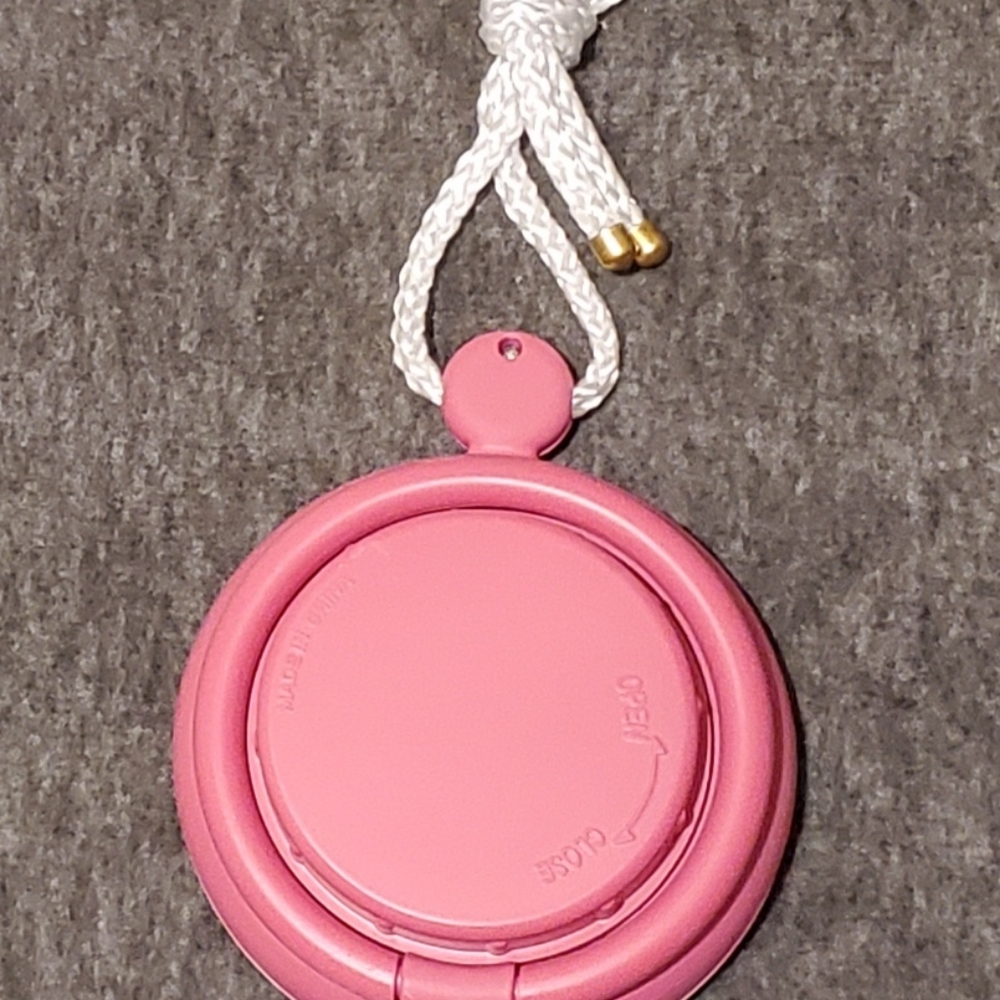 Pink Rope Clock - Picture 2 of 3
